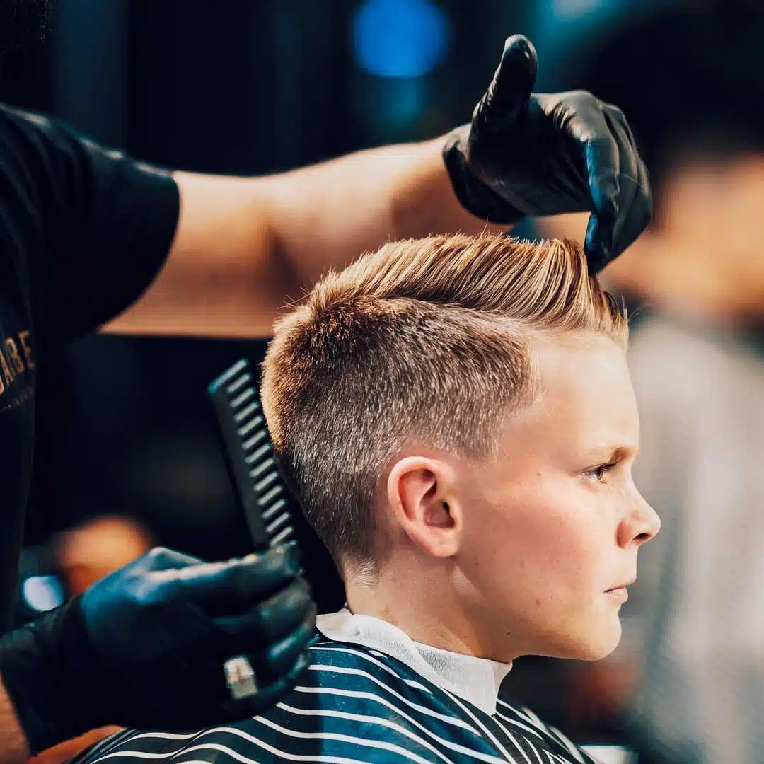 Idées de coiffure tendance pour votre Petit Garçon : Inspiration et Conseils